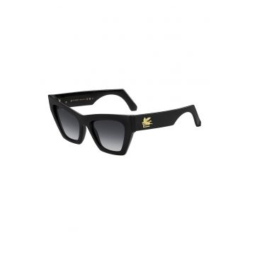 Ochelari de soare cu aspect masiv si lentile in degrade