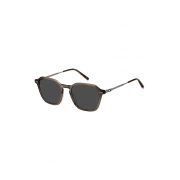 Ochelari de soare cu lentile patrate