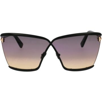 Tom Ford FT0936 01B 71 ELLE-002