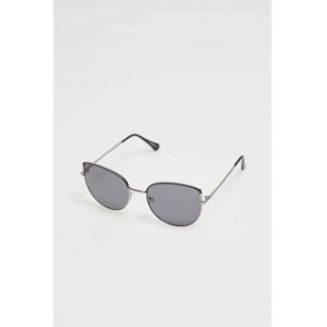 Ochelari de soare cu forma de pisica si cu rame din metal