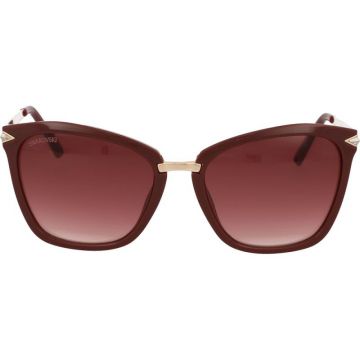 Ochelari de soare Swarovski SK0152 69T Visiniu Ochelari de soare Swarovski SK0152 69T Visiniu