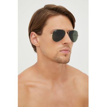 Ray-Ban ochelari de soare bărbați, culoarea auriu