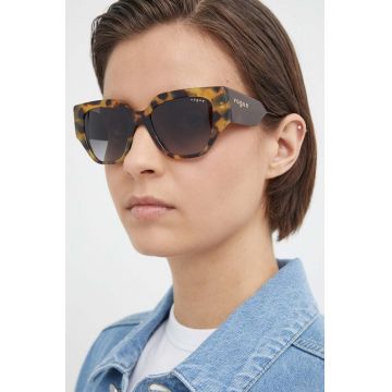 VOGUE ochelari de soare femei, culoarea maro